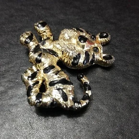 Gold tone tiger brooch - Picture 5 of 8